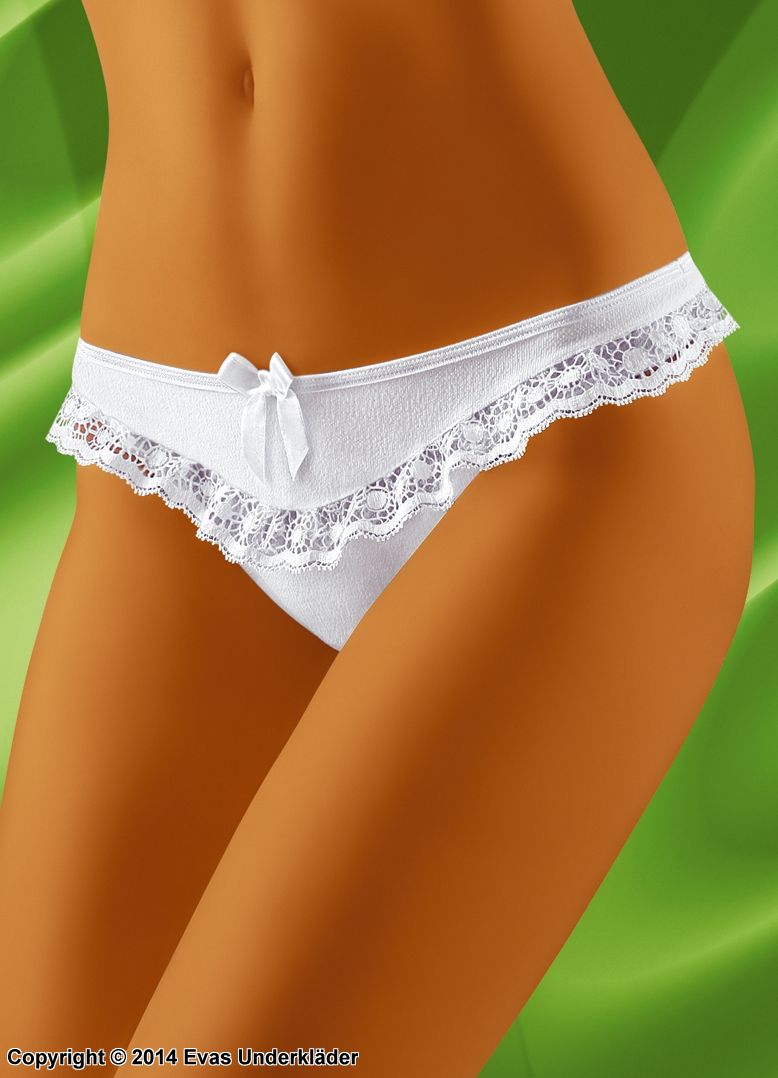 Thong panty with lace ruffle